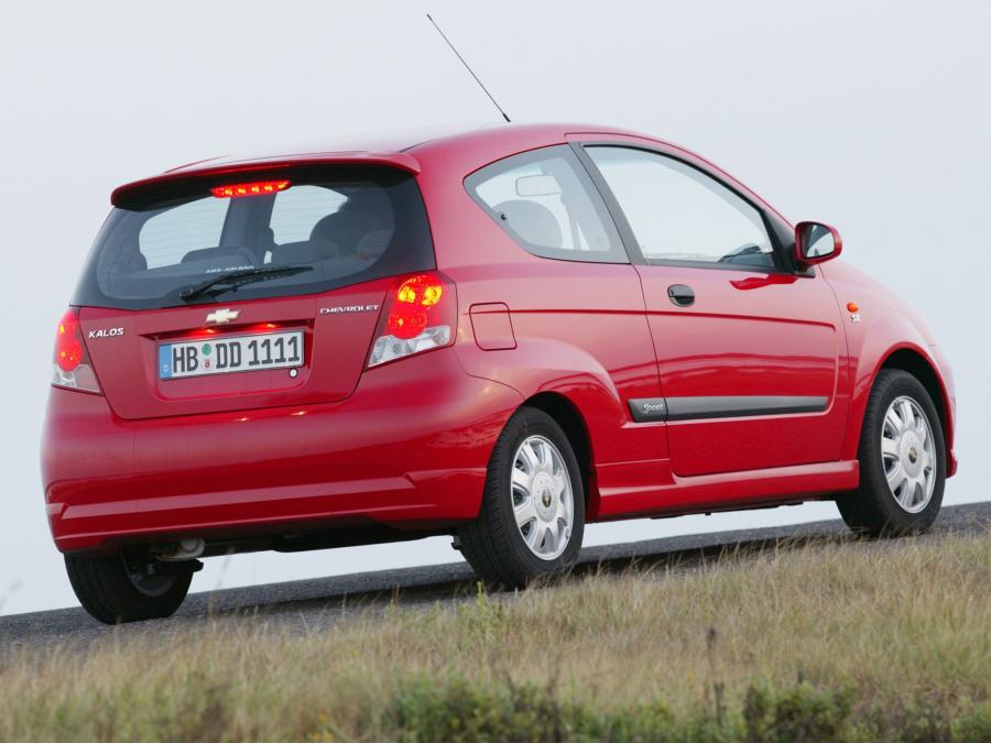  Chevrolet Kalos 3-Door 2003 года  (фото 13 из 21)